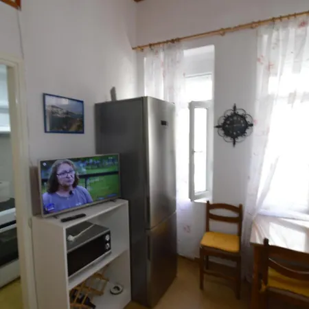 Avlonari Evias Flat In The Square Lägenhet *