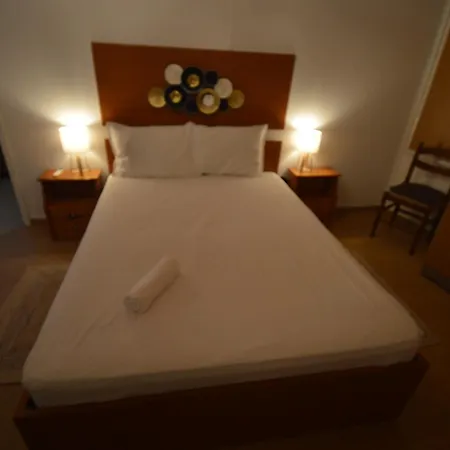 Avlonari Evias Flat In The Square *