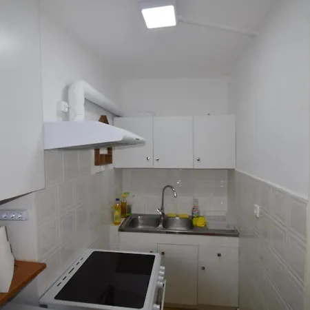 Avlonari Evias Flat In The Square