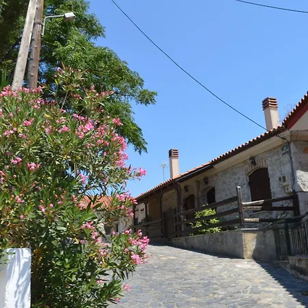 Avlonari Evias Flat In The Square Lägenhet *